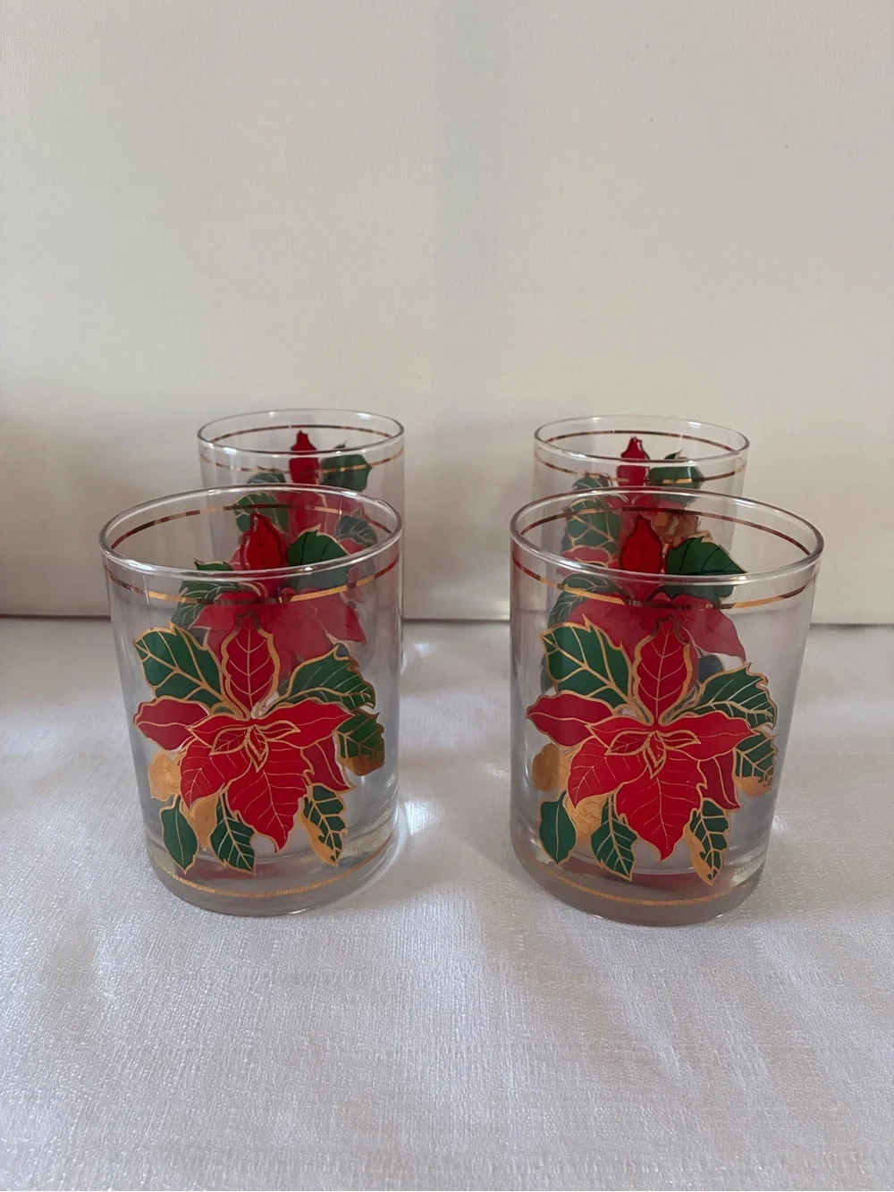 Culver Poinsettia Glass Tumbler - Red & Green Gold Trim Set of 4 Lowball
